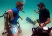 10-Faire-son-divemaster-echange-equipment-stress-test-min
